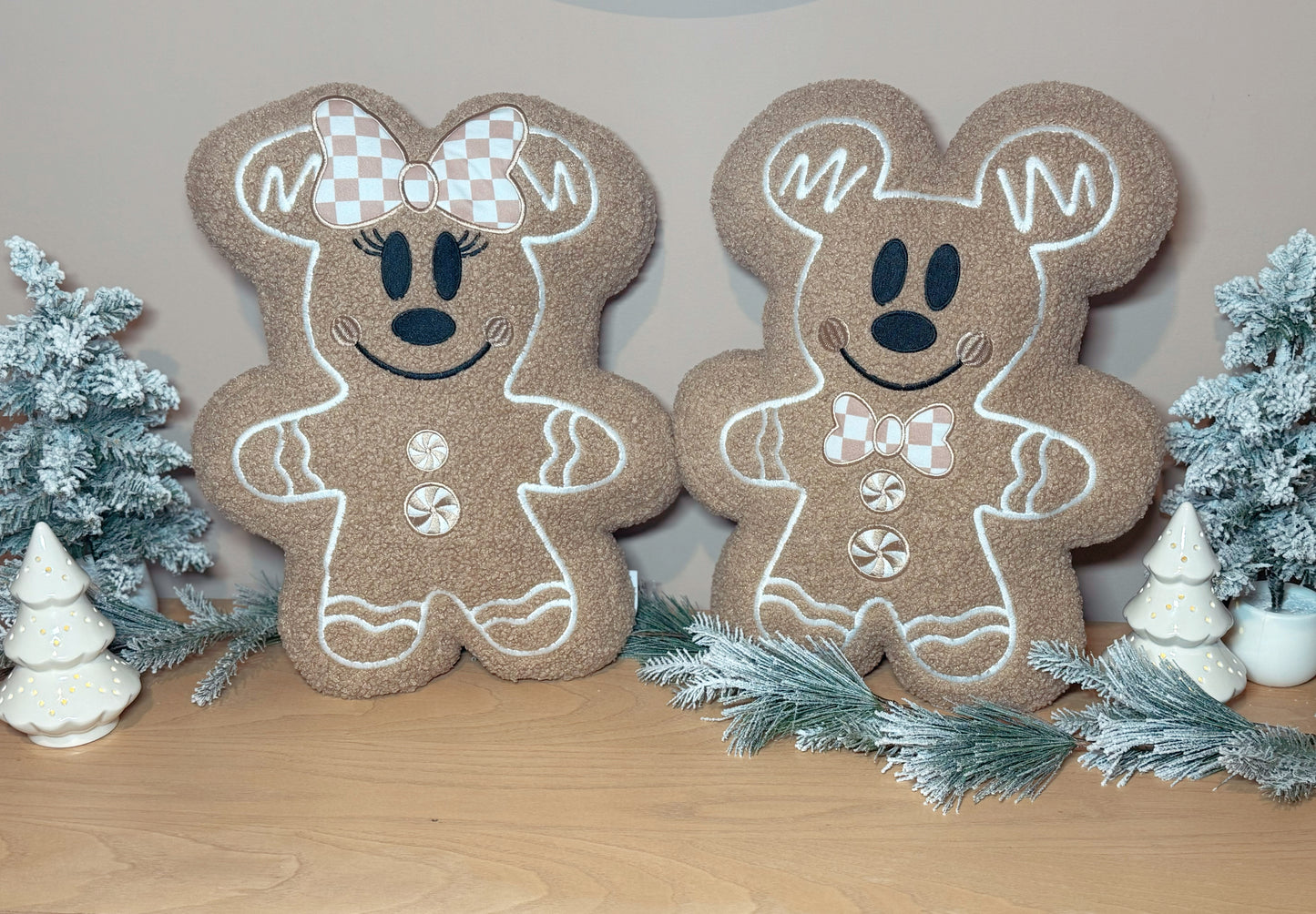 Retro Gingy Throw Pillows/Blanket