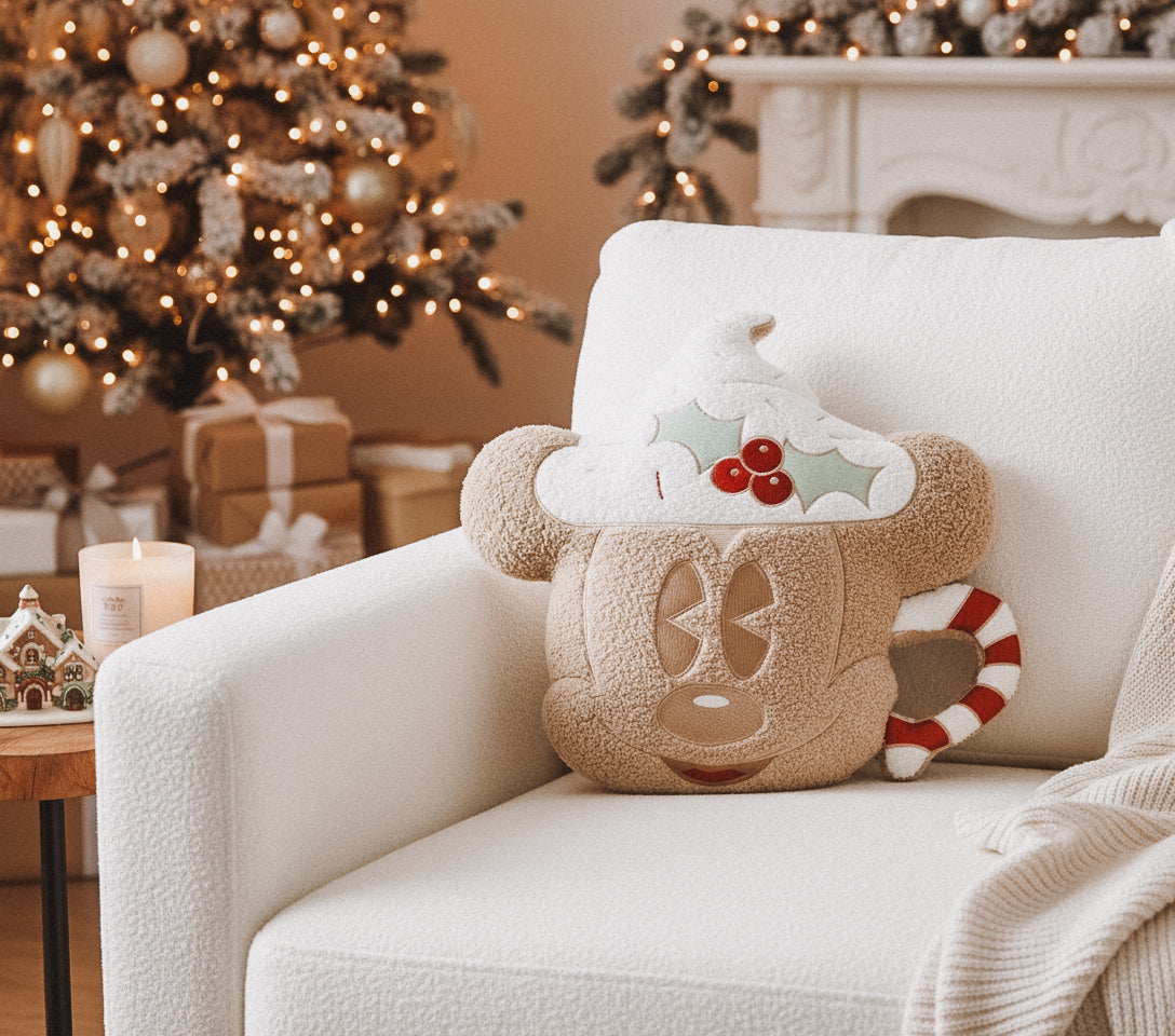 Minnie\Mickey Gingerbread Throw Pillows