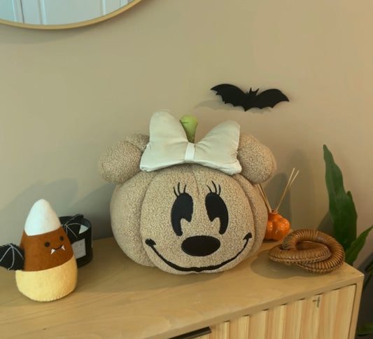 M I N N I E Pumpkin Pillow